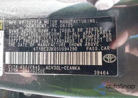 2005 Toyota Camry Le z USA, uszkodzony, nr VIN 4T1BE32K05U094290